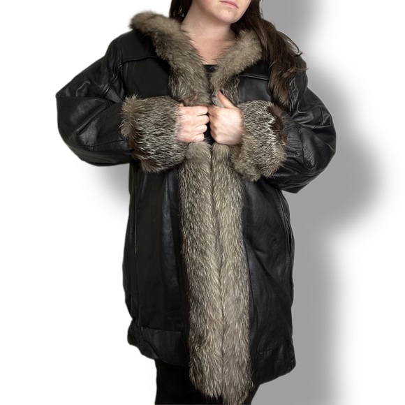 Vintage Jackets & Blazers - Vintage Designer Marshall Field’s Real Leather and Fox Fur Coat